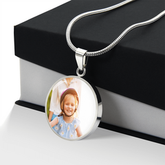Cherished Moments: Personalized Photo Jewelry