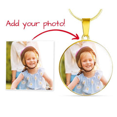 Cherished Moments: Personalized Photo Jewelry